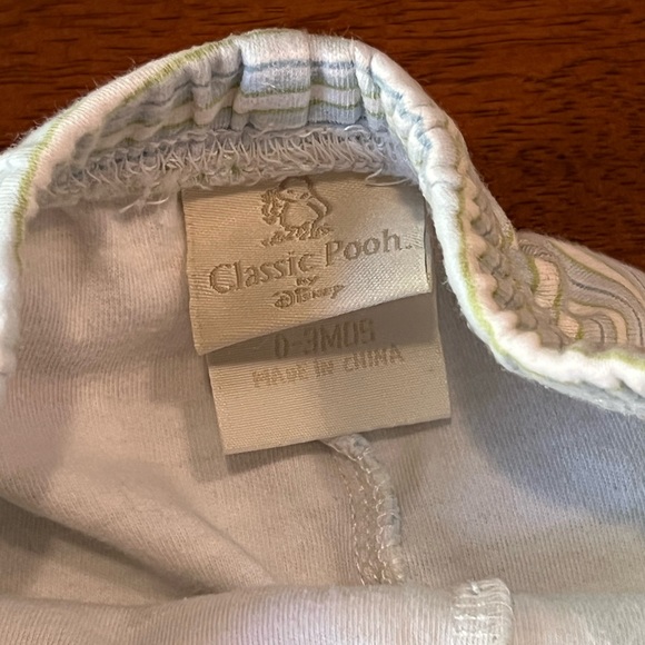 Two pairs of footed baby pants, size 0-3 months - Picture 3 of 7